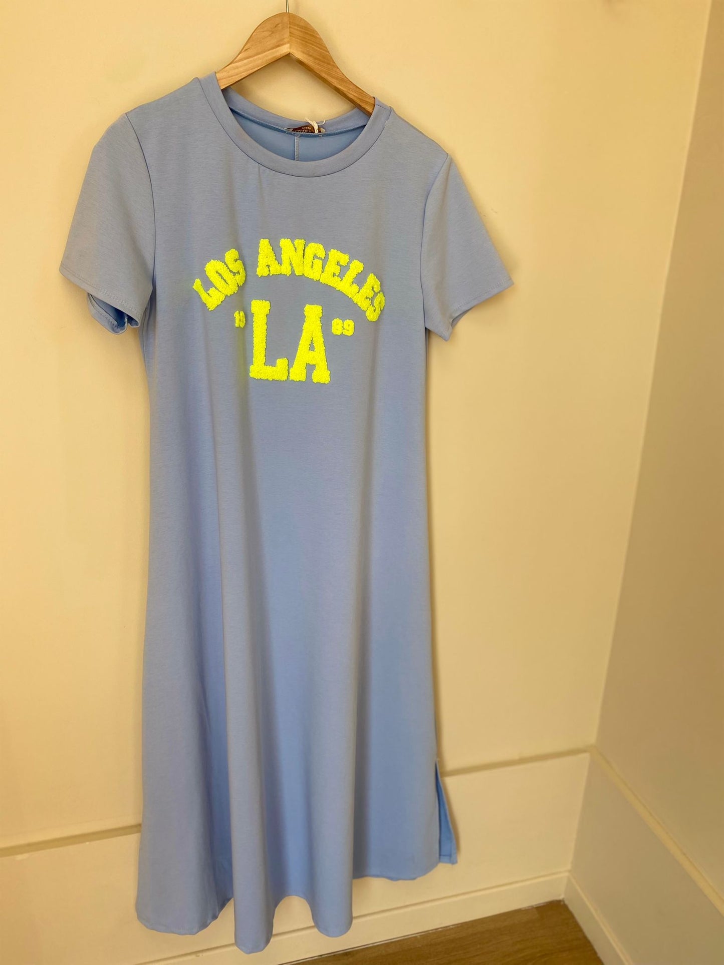 ROBE L.A
