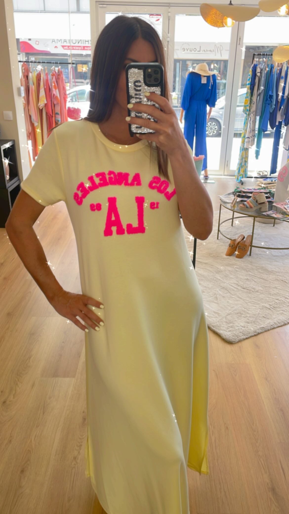 ROBE L.A
